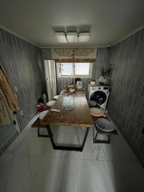 MK Co-housing: Dining Table