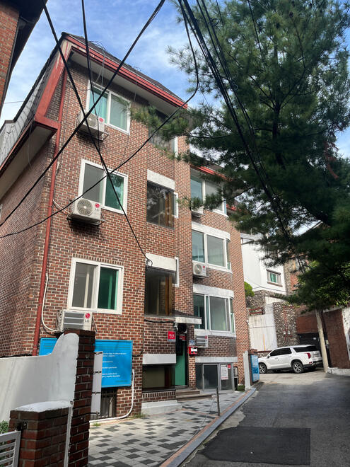 MK Co-housing: House Front Door Perspective